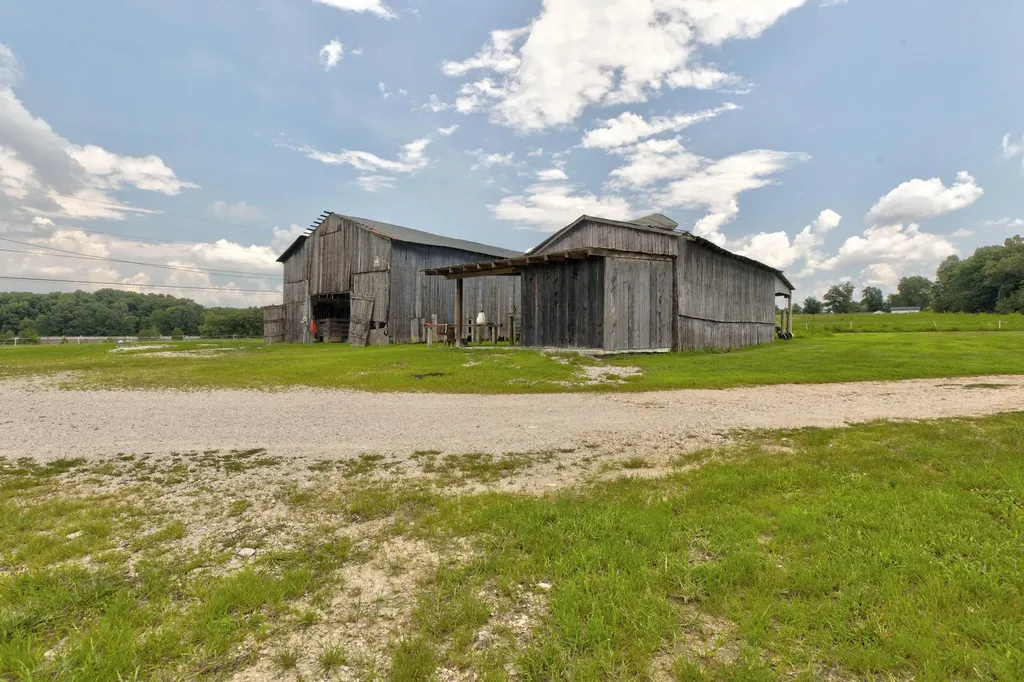 1968 Vance Road Salt Lick KY 40371