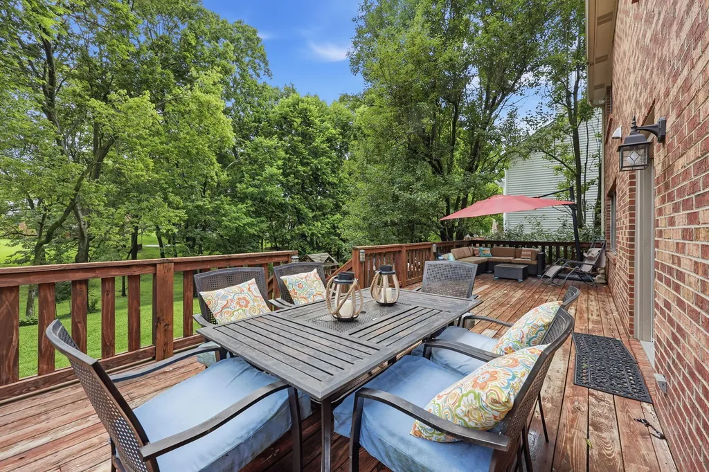 2441 Doubletree Court Lexington KY 40514