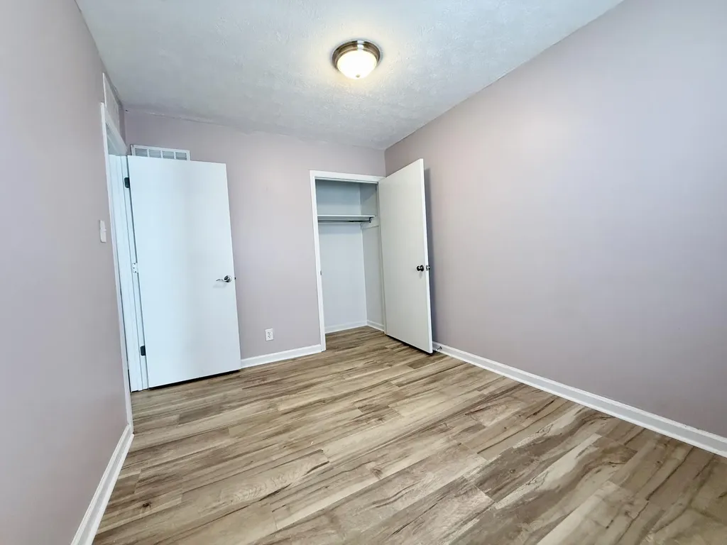 207 Hedgewood Court Lexington KY 40509
