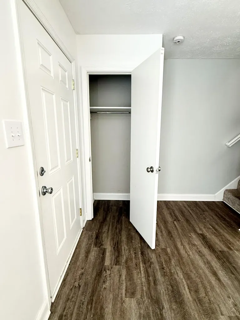 207 Hedgewood Court Lexington KY 40509