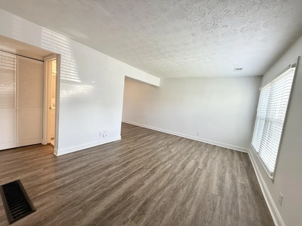 207 Hedgewood Court Lexington KY 40509