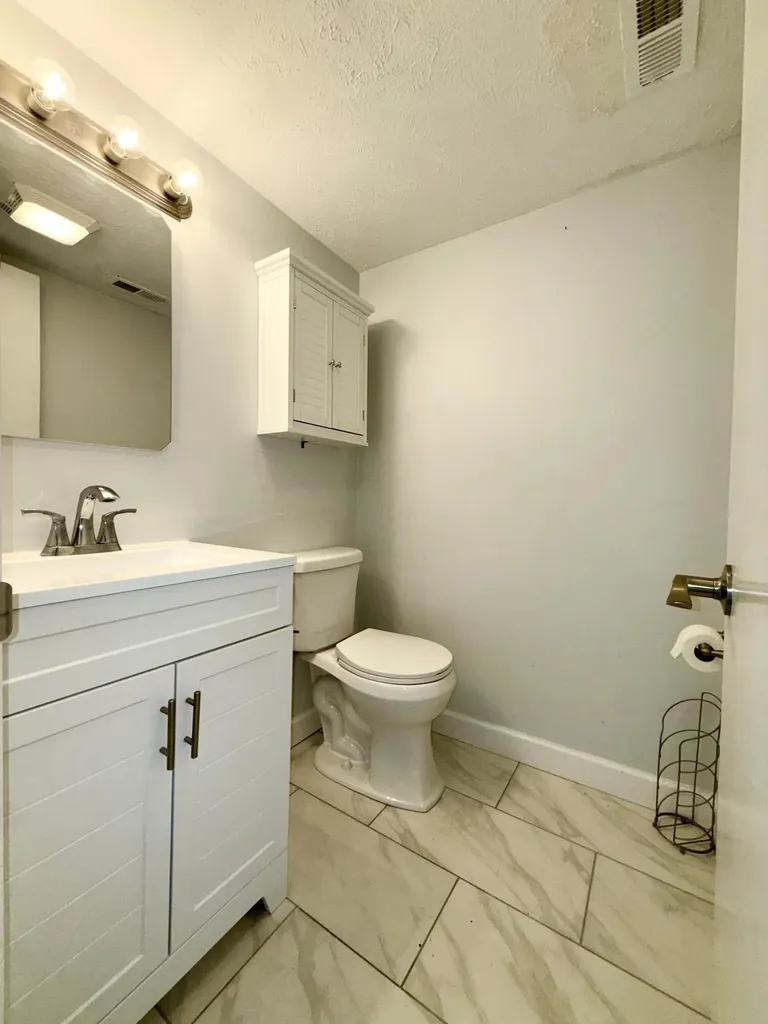 207 Hedgewood Court Lexington KY 40509