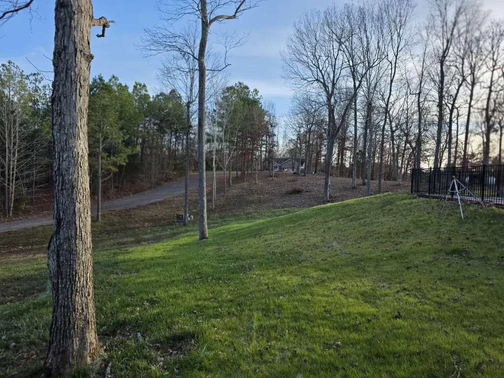 76 Muirfield Way Benton KY 42025