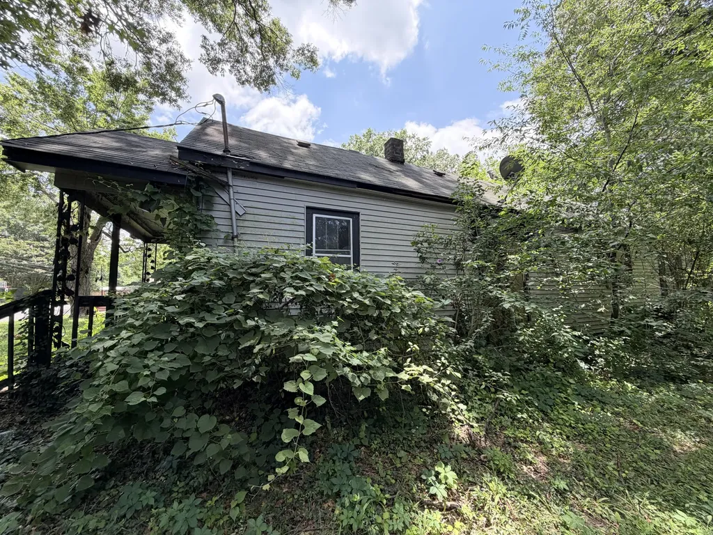 1419 Bloomfield Avenue Paducah KY 42001
