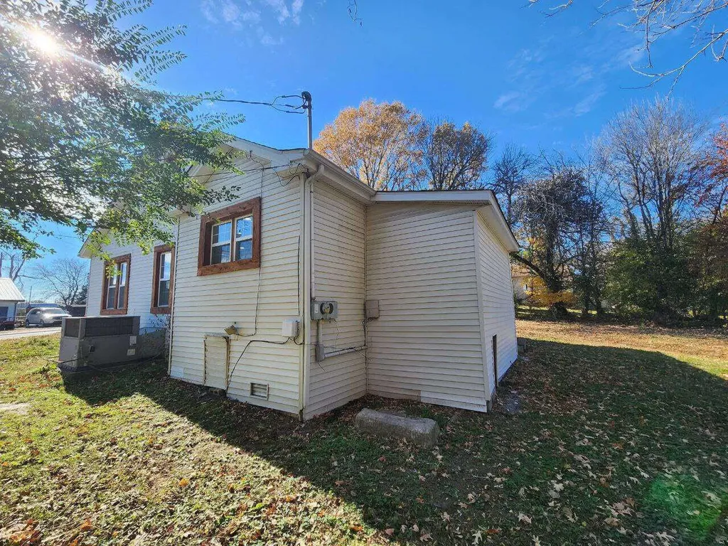 114 Spruce Street Murray KY 42071
