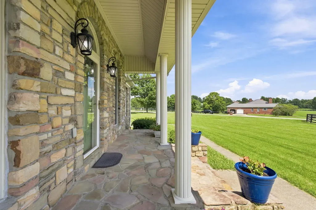101 Sterling Drive Georgetown KY 40324