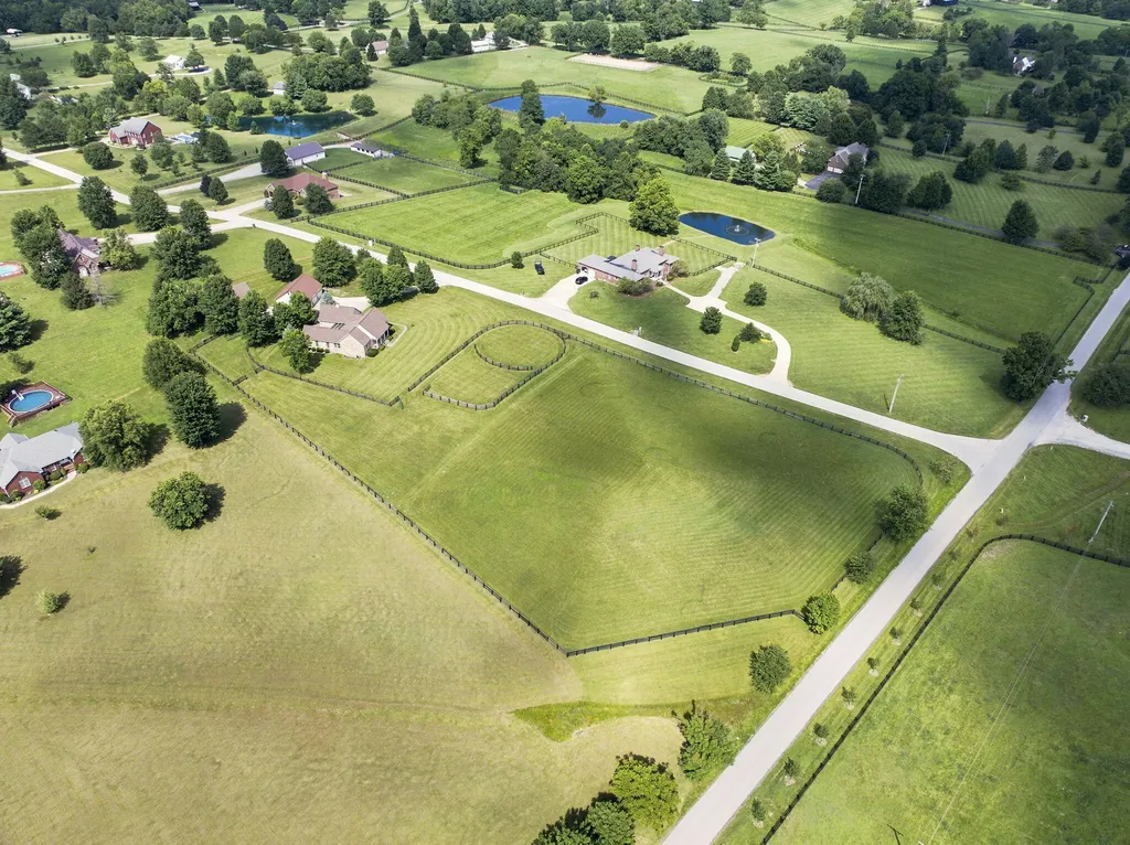 101 Sterling Drive Georgetown KY 40324