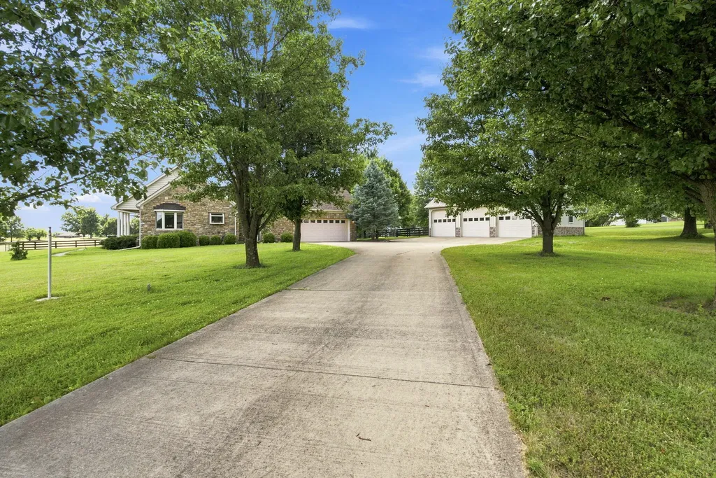 101 Sterling Drive Georgetown KY 40324
