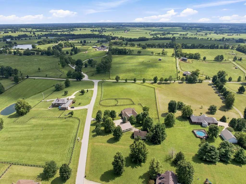 101 Sterling Drive Georgetown KY 40324