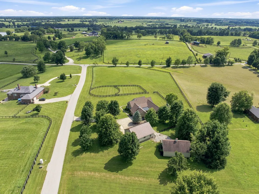 101 Sterling Drive Georgetown KY 40324