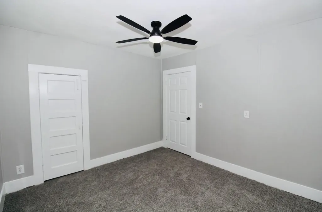 719 Hodge Street Madisonville KY 42431
