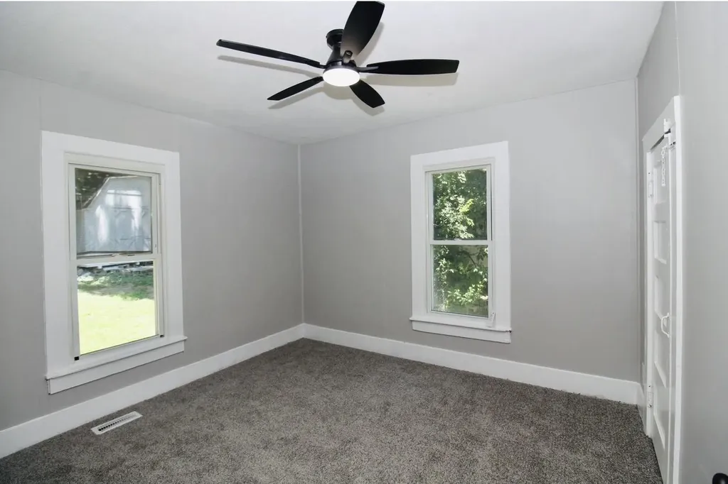 719 Hodge Street Madisonville KY 42431