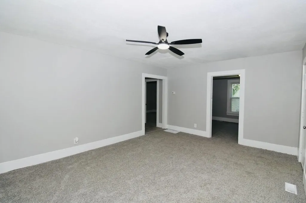 719 Hodge Street Madisonville KY 42431