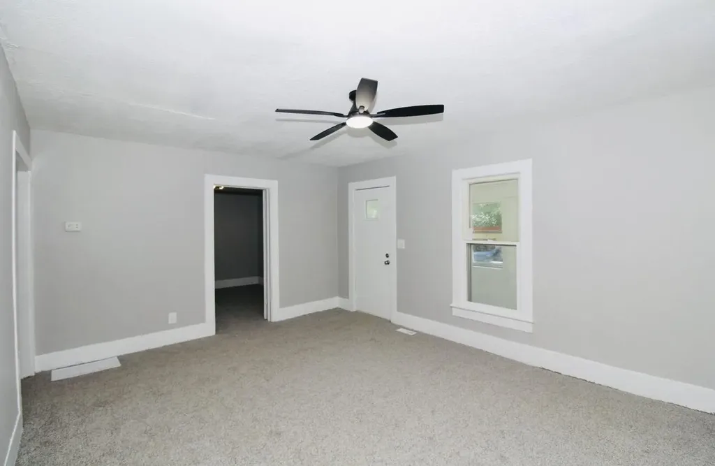 719 Hodge Street Madisonville KY 42431