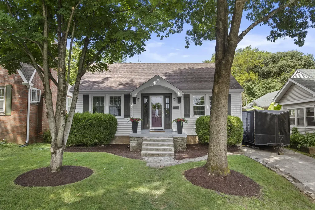 114 Pickett Avenue Frankfort KY 40601