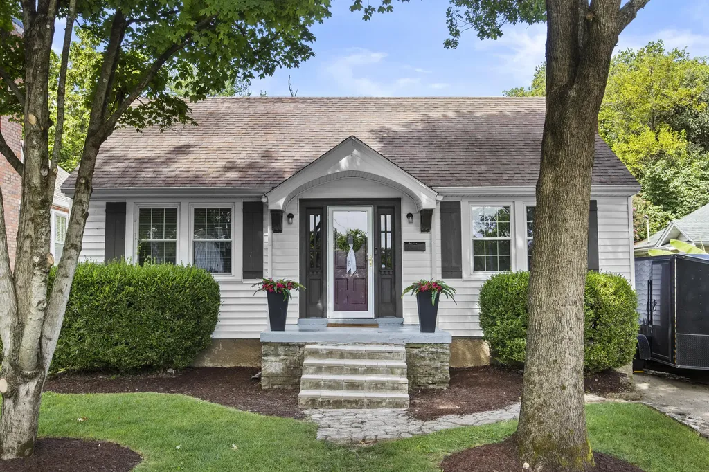 114 Pickett Avenue Frankfort KY 40601