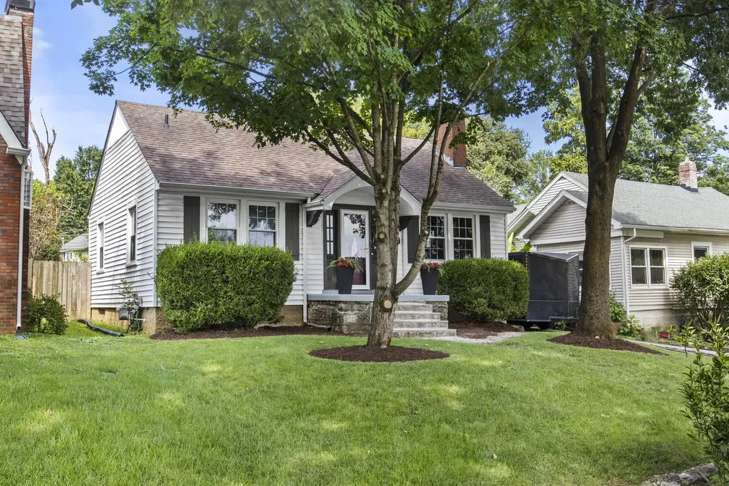 114 Pickett Avenue Frankfort KY 40601