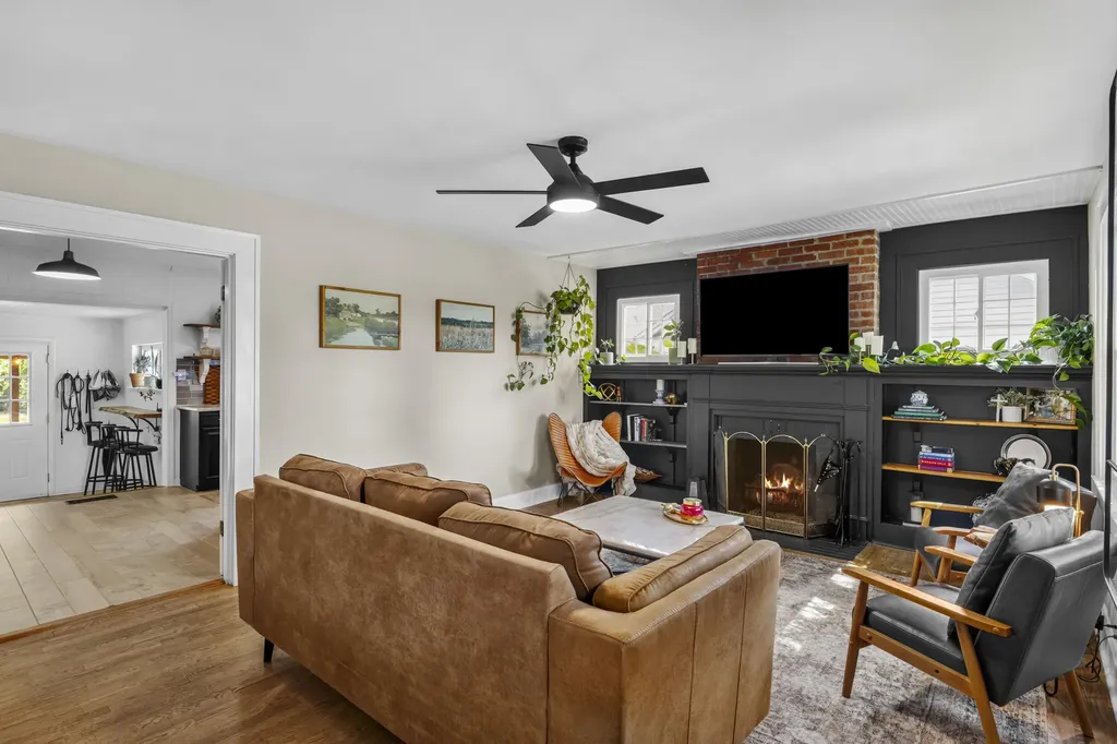 114 Pickett Avenue Frankfort KY 40601