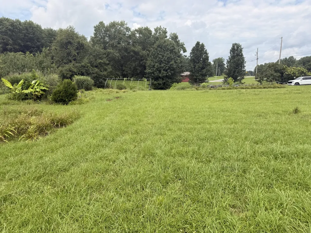 Track 10 Hodgenville Road Campbellsville KY 42718