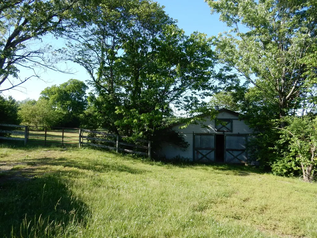 3770 Delaney Ferry Road Versailles KY 40383