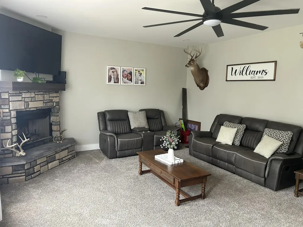 1431 High Moore Road London KY 40741