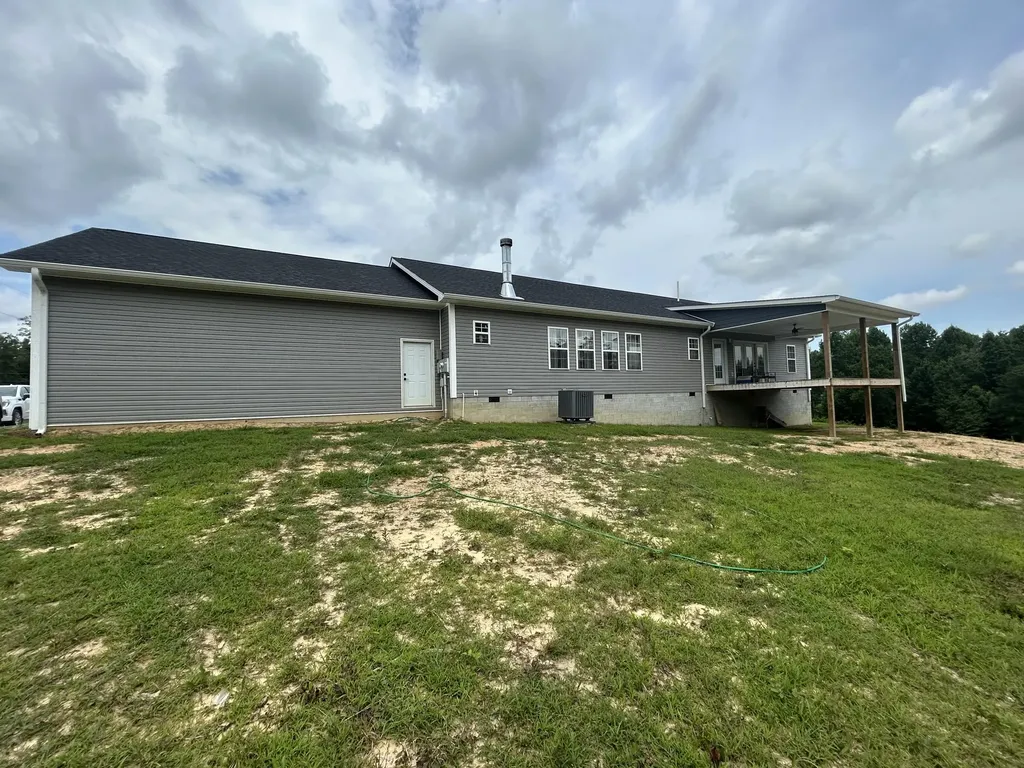 1431 High Moore Road London KY 40741