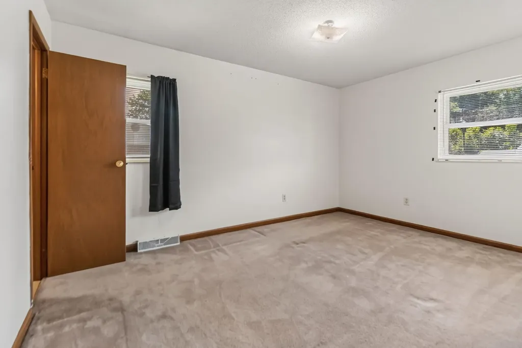 79 Meadow Lark Circle Corbin KY 40701