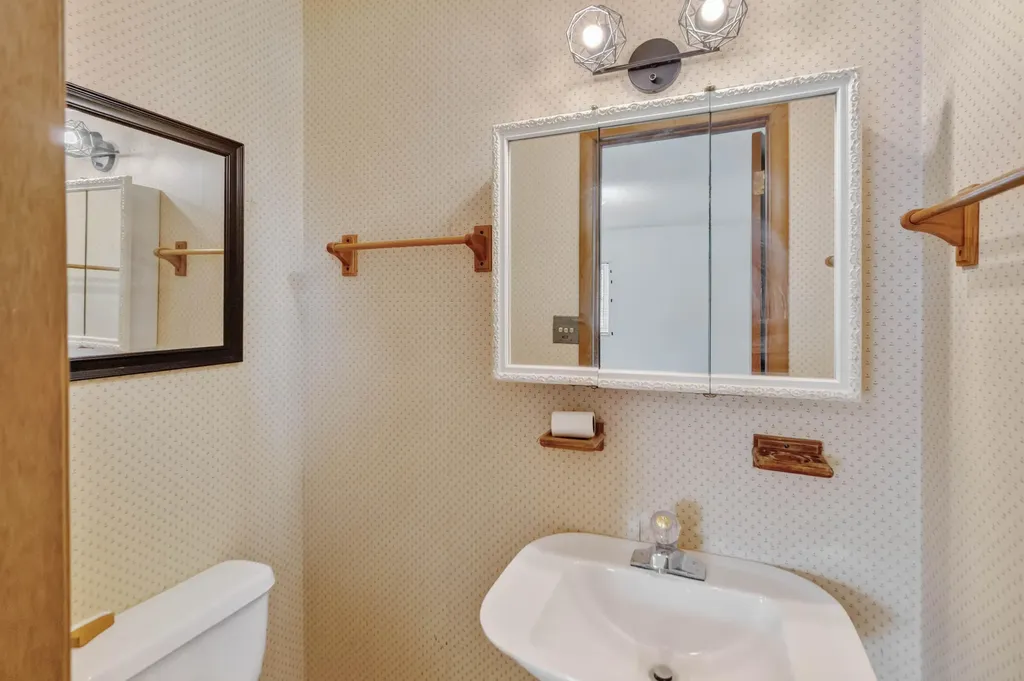79 Meadow Lark Circle Corbin KY 40701