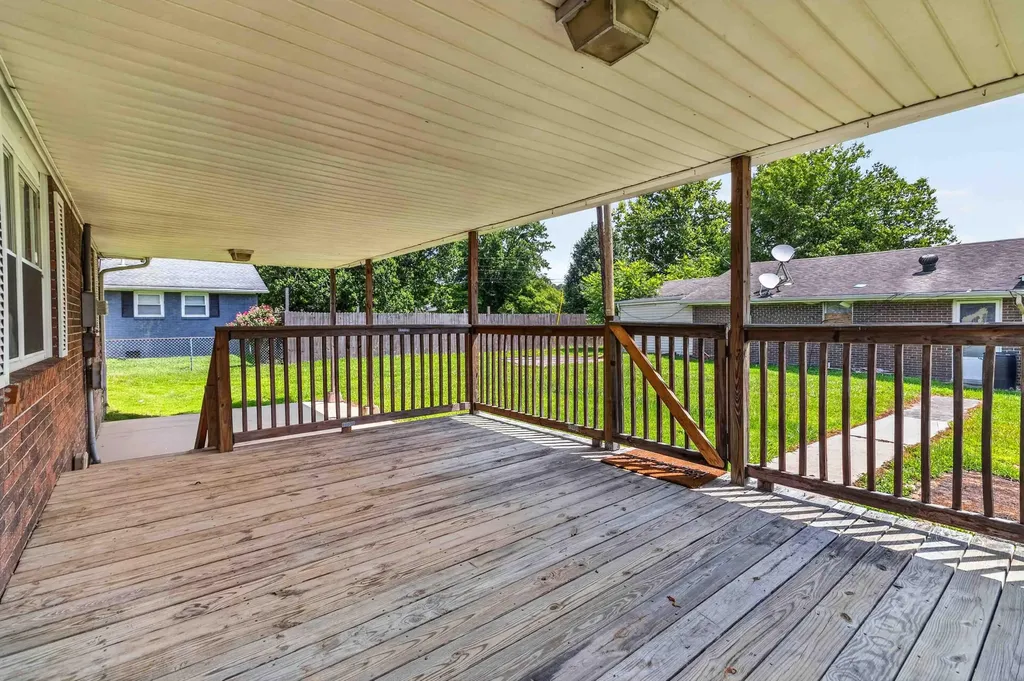 79 Meadow Lark Circle Corbin KY 40701