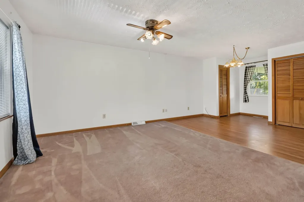 79 Meadow Lark Circle Corbin KY 40701