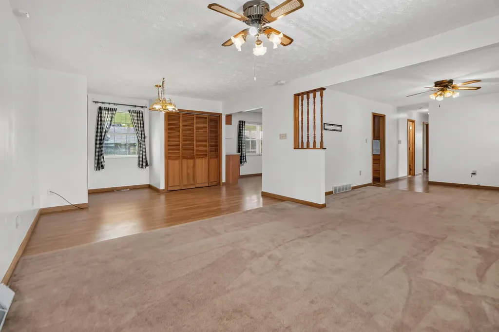 79 Meadow Lark Circle Corbin KY 40701