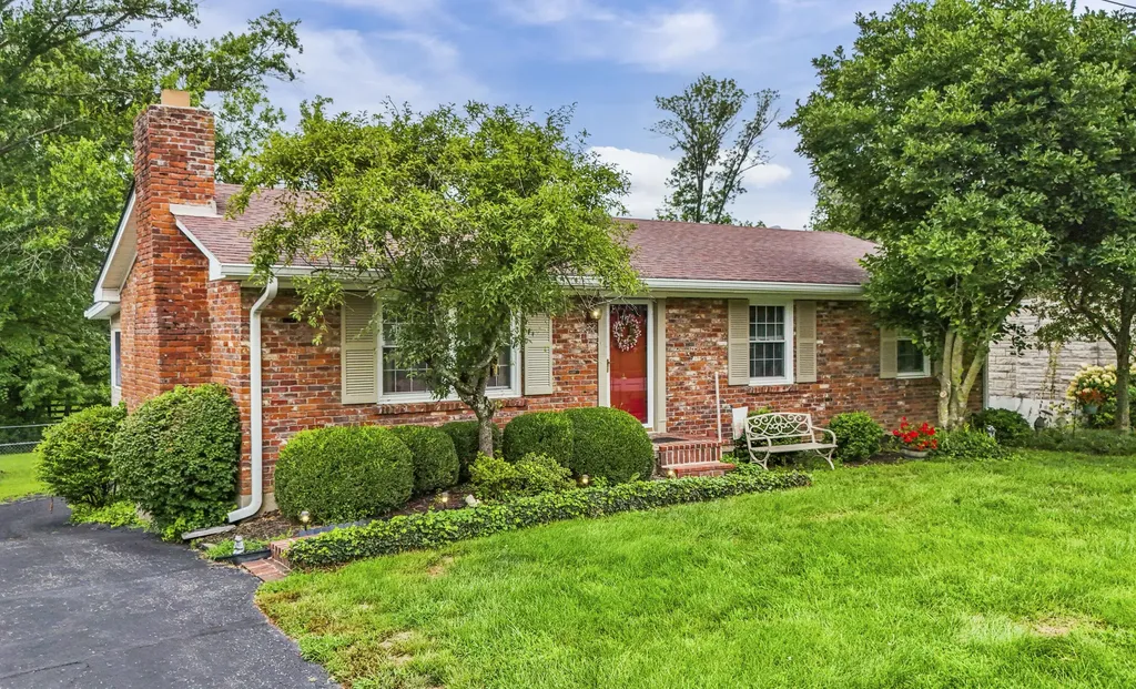 108 Milwood Drive Winchester KY 40391