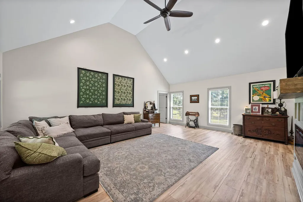3995 Witty Lane Hopkinsville KY 42240