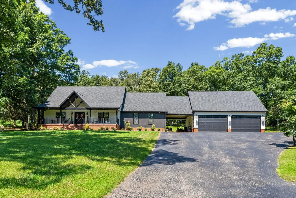 3995 Witty Lane Hopkinsville KY 42240