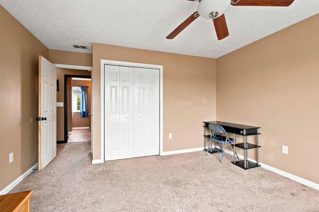 404 E Ridge Drive Nicholasville KY 40356