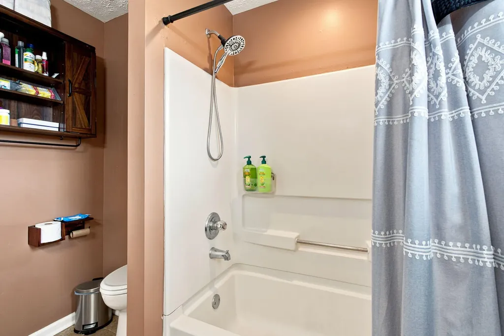 404 E Ridge Drive Nicholasville KY 40356