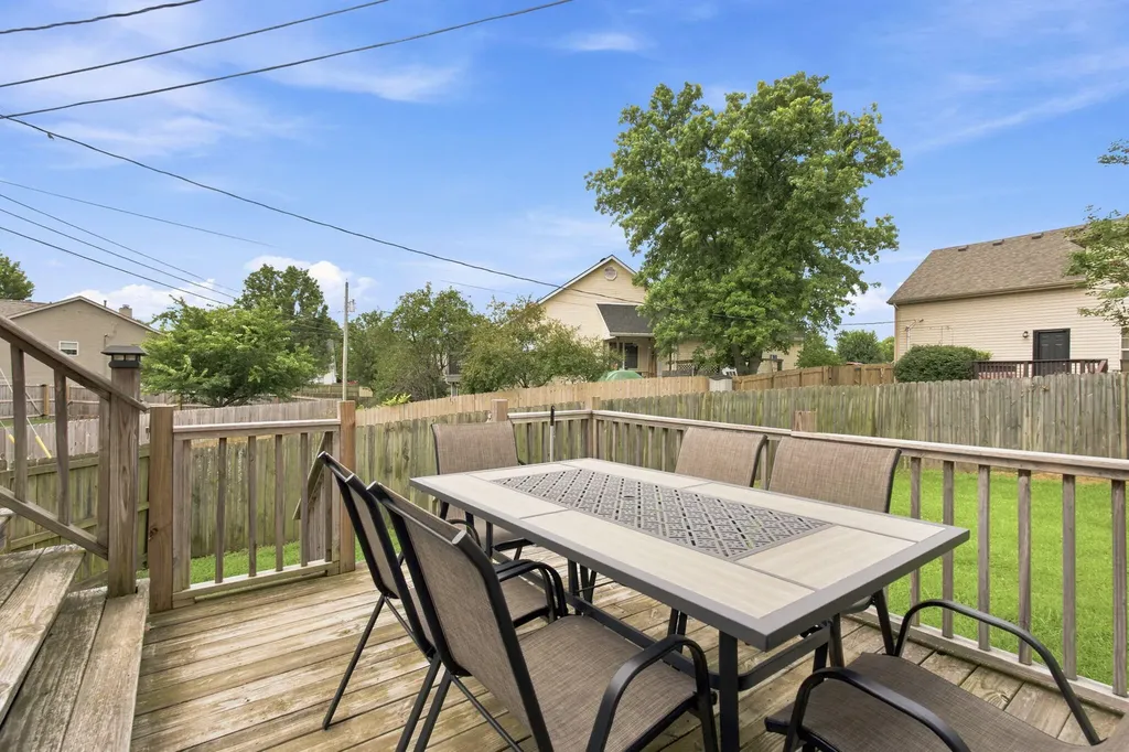 404 E Ridge Drive Nicholasville KY 40356