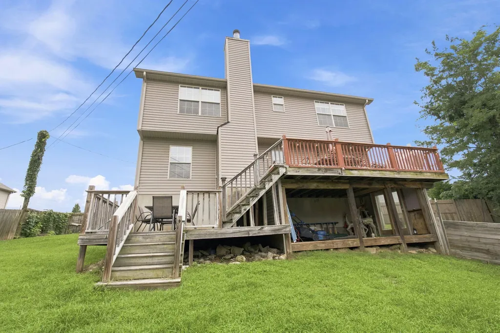 404 E Ridge Drive Nicholasville KY 40356