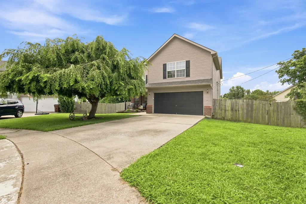 404 E Ridge Drive Nicholasville KY 40356
