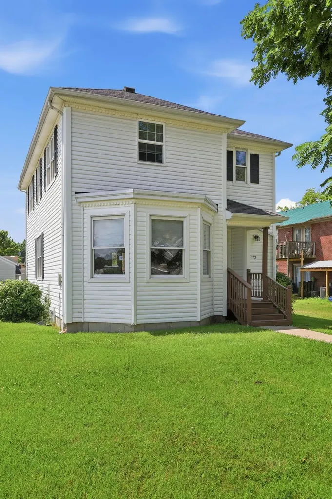 172 Simmons Street Versailles KY 40383
