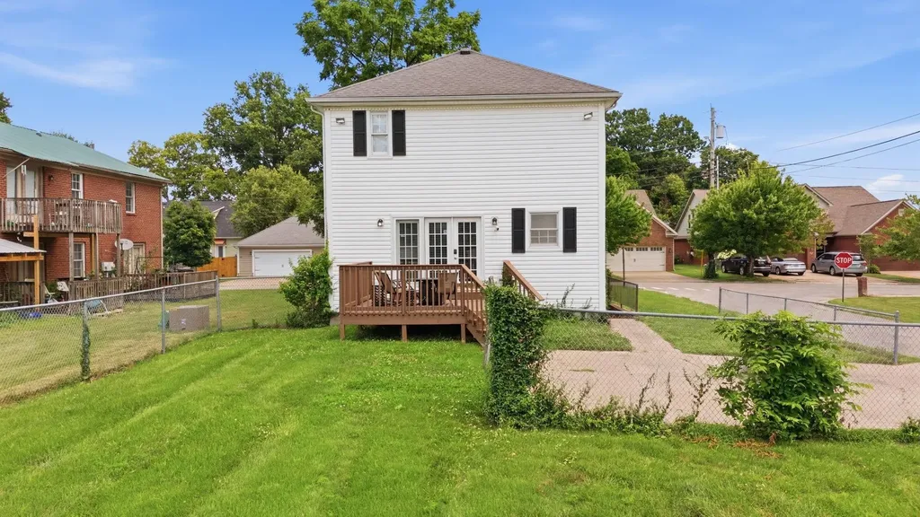 172 Simmons Street Versailles KY 40383