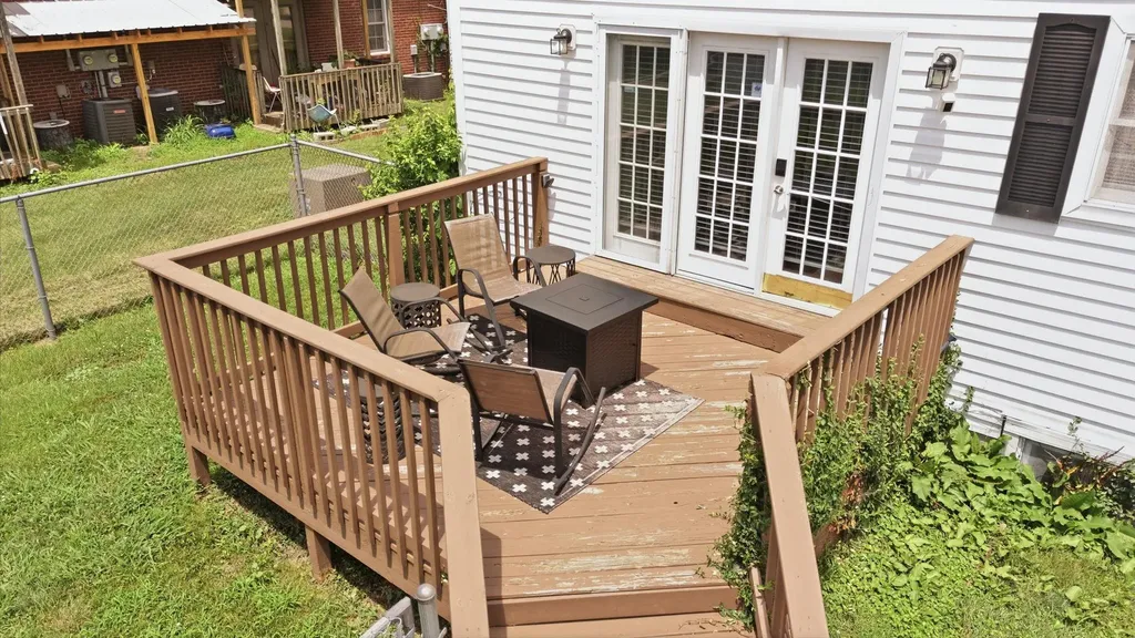 172 Simmons Street Versailles KY 40383