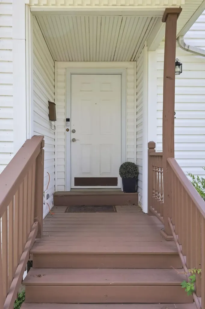 172 Simmons Street Versailles KY 40383