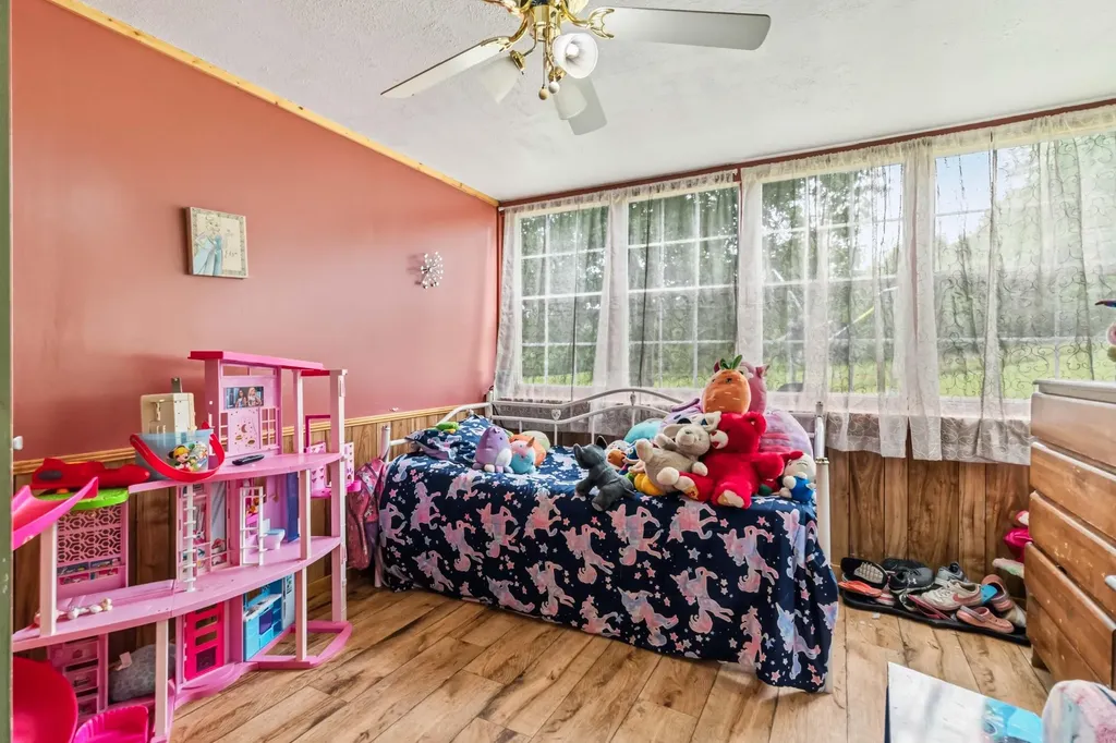1651 Highway 1643 Somerset KY 42501