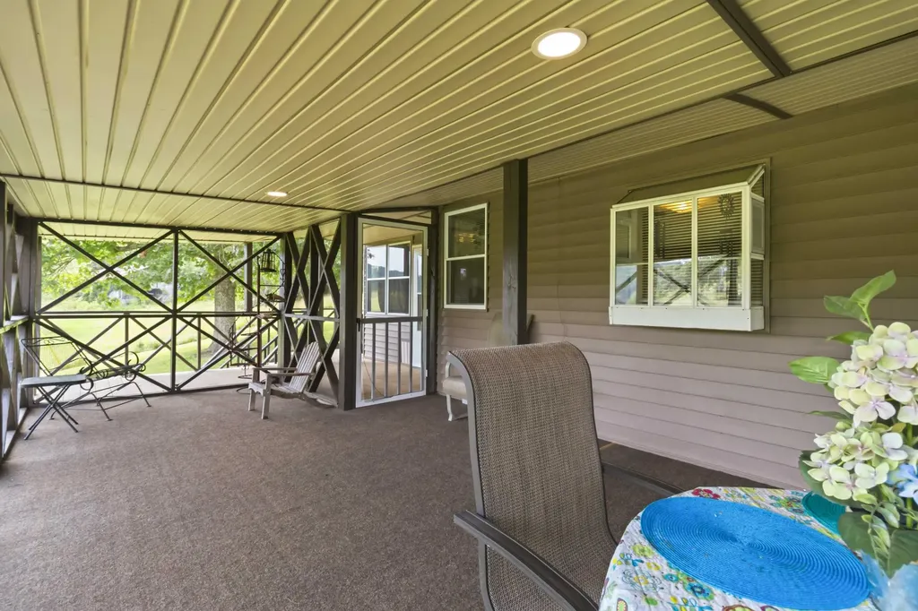 1651 Highway 1643 Somerset KY 42501