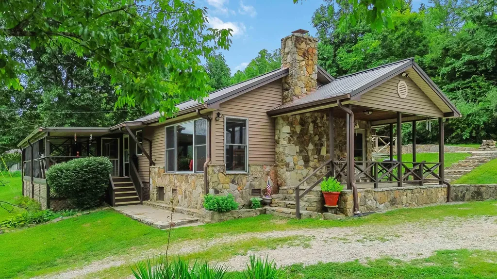 1651 Highway 1643 Somerset KY 42501