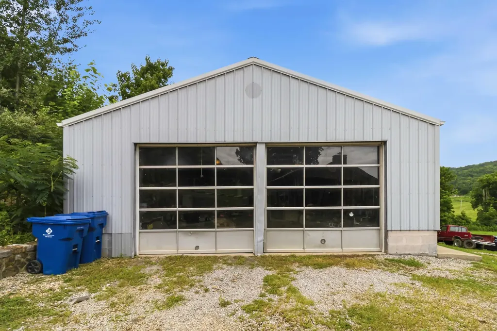 1651 Highway 1643 Somerset KY 42501