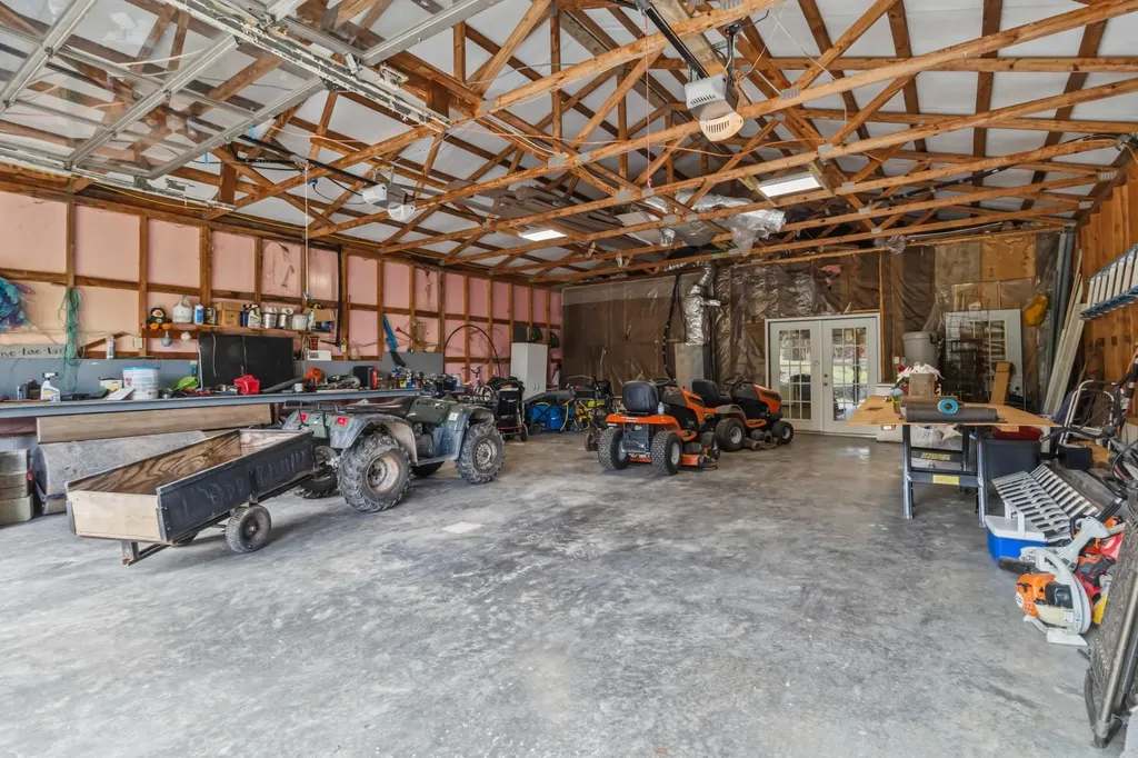 1651 Highway 1643 Somerset KY 42501