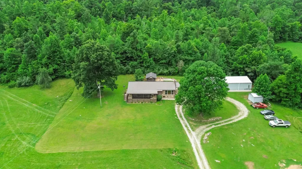 1651 Highway 1643 Somerset KY 42501
