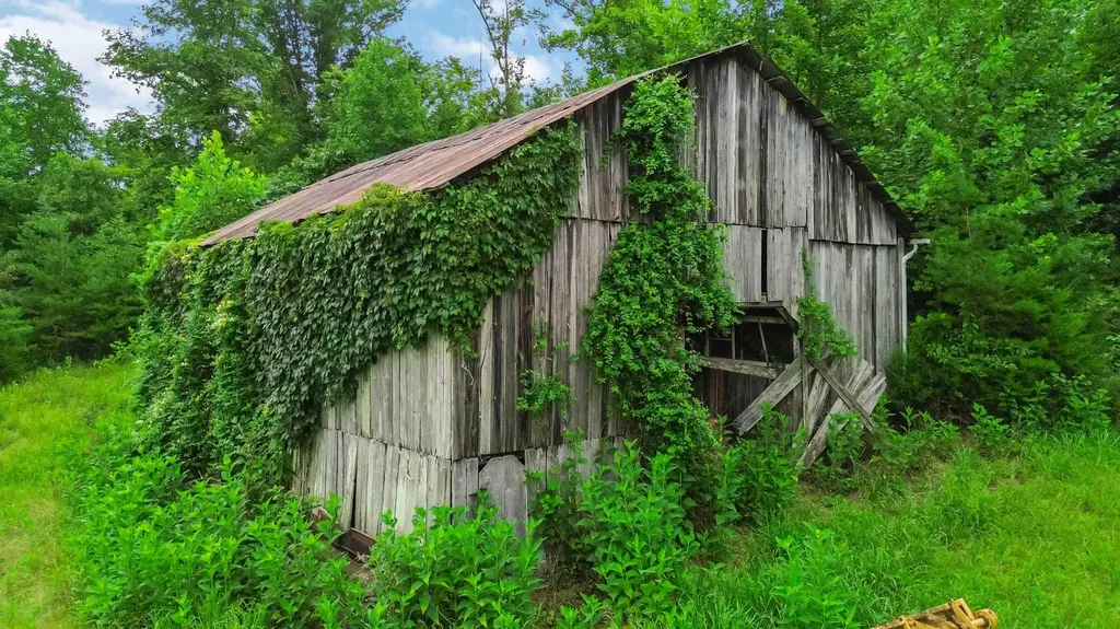 1651 Highway 1643 Somerset KY 42501